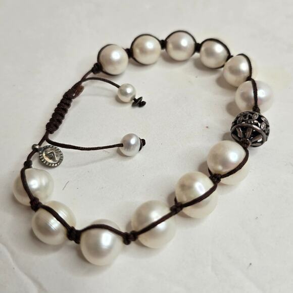 Silpada Vintage Sterling Silver & Genuine Large Pearls Brown Corded Bracelet - Picture 2 of 9